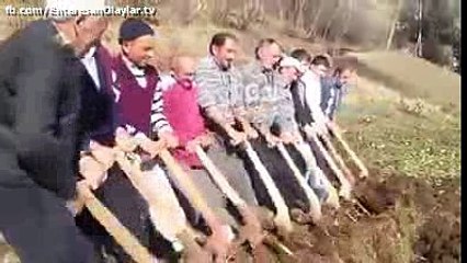 Eskiden traktör mü vardı.. komşuluk vardı.