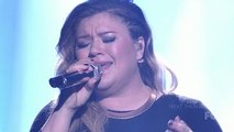 Kelly Clarkson Performs ULTIMATE Medley At American Idol Finale
