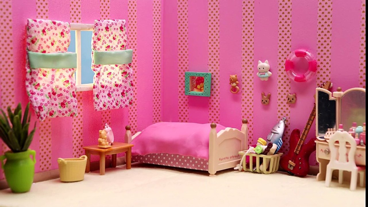 Elsa gets impatient - Olaf and Anna Hog the Bathroom - Frozen Play-Doh Stop Motion Movie Clips