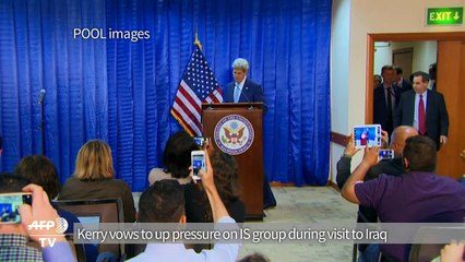 Kerry vows to up pressure on IS during visit to Iraq