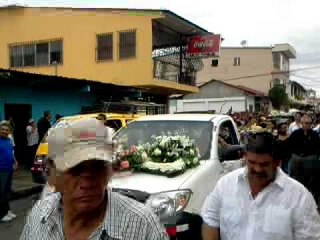 Recorrido del féretro(cont4)