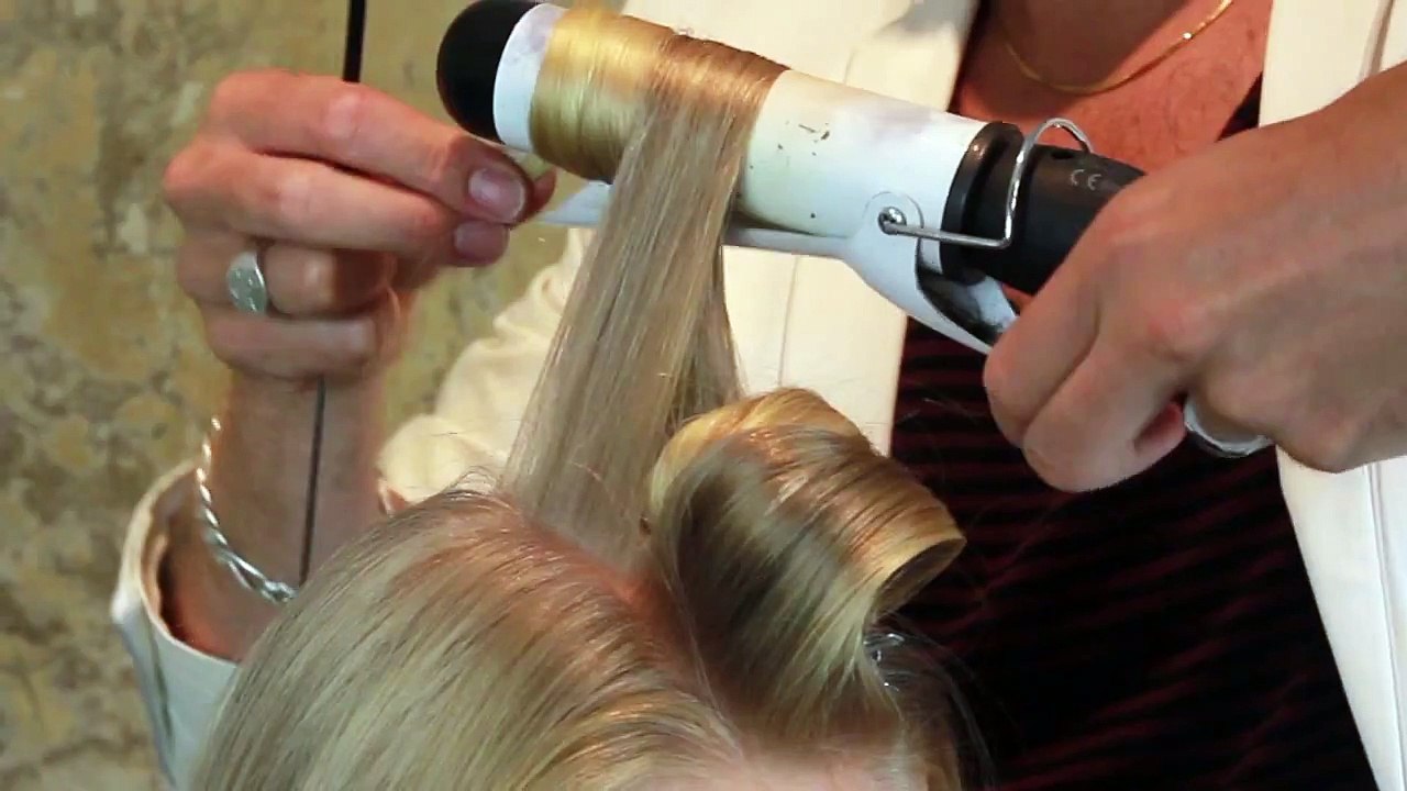 How to do BIG hair with Headmasters' Ollie Blackaby | Layered Online | 7 Days 7 Ways