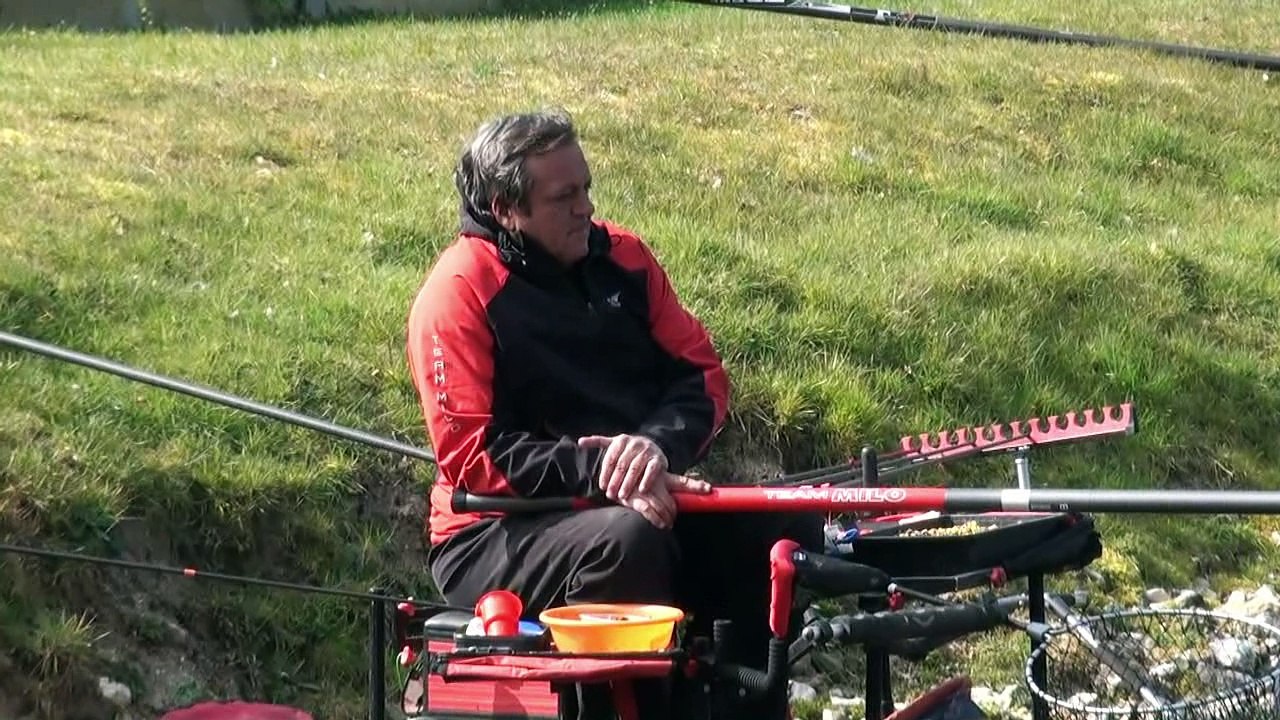 2/3 pêche amicale ! ! ! Entre les filles championnes du monde et le staff