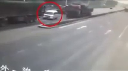 ما فماش أسهل مل موت بالطريقة هذي . اللطف يا ربي :/