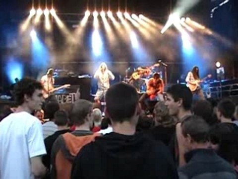 Concert Pleymo à Denain le 16/06/07. Suite