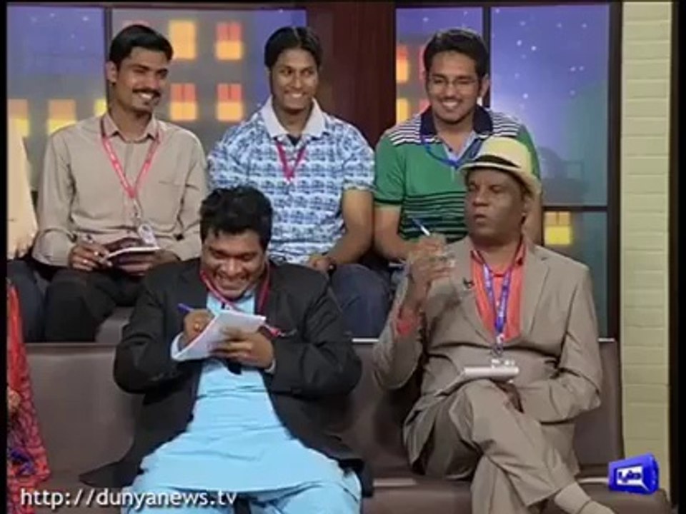 Azizi as Perviaz Rasheed doing press conference....