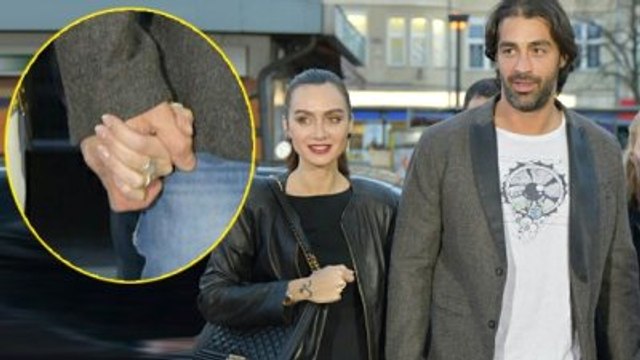 Birce Akalay ve Sarp Leventoğlu, Galaya El Ele Katıldı