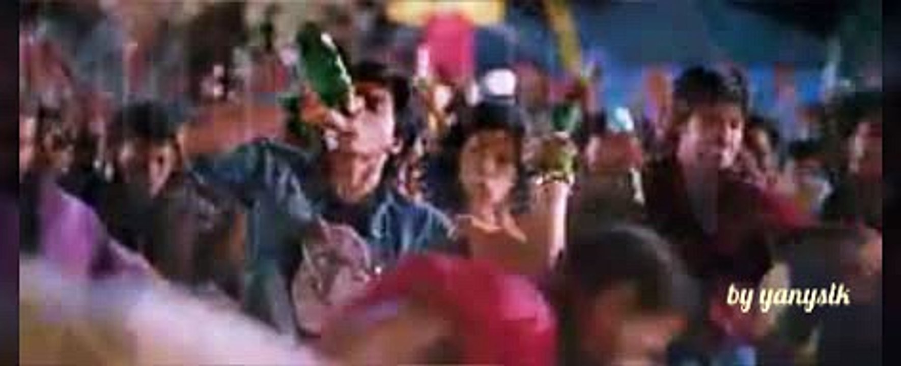 Alcohol and smoke - Shah Rukh Khan