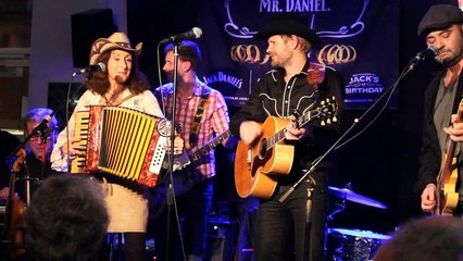 Fistful of dollars feat. Tamra Rosanes - I just wanna dance with you