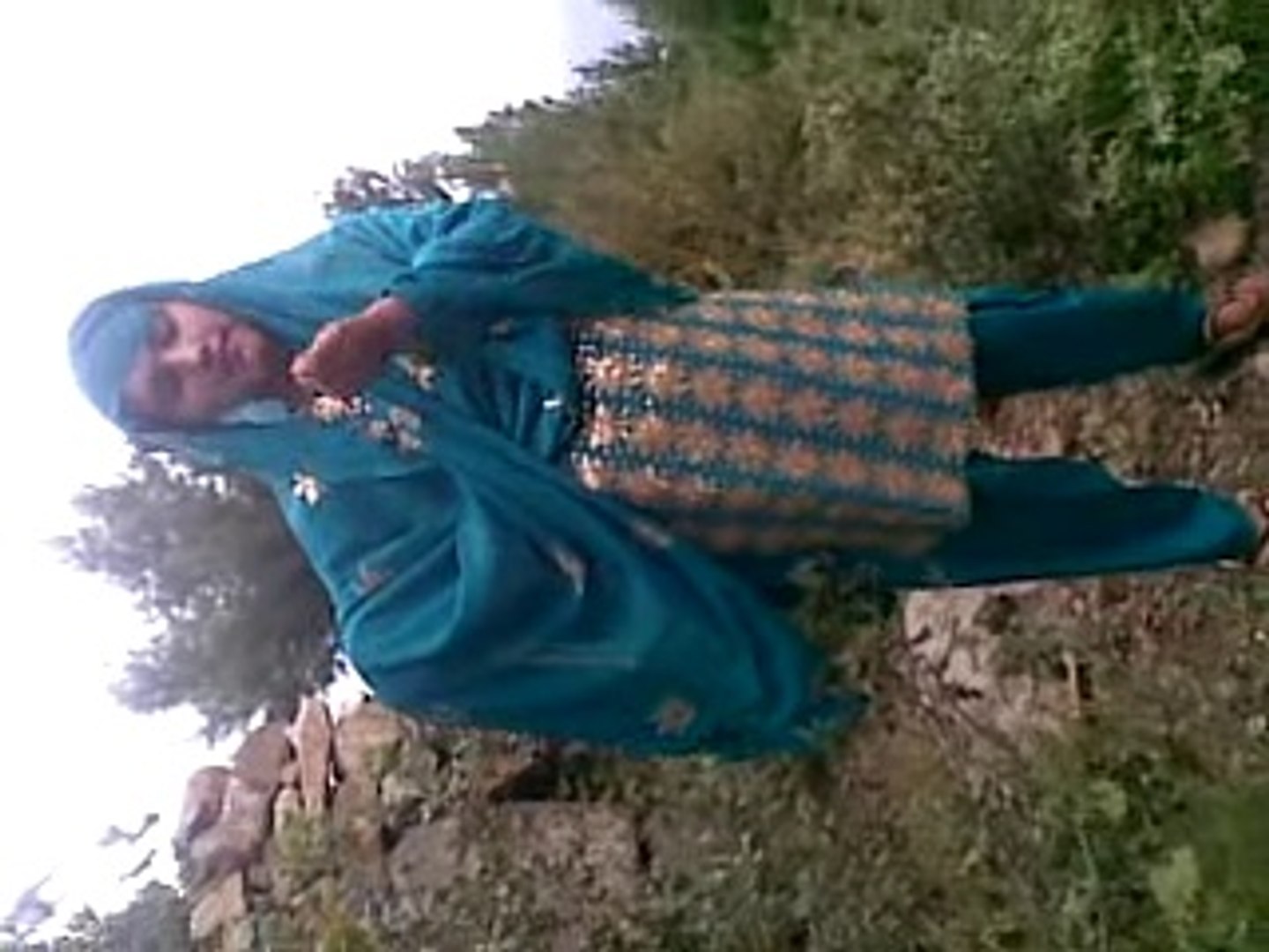 Pathan girl on date in Murree