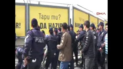 Şanlıurfa'da Sgk'ya Yürümek İsteyen Sağlık Çalışanlarına Coplu Müdahale