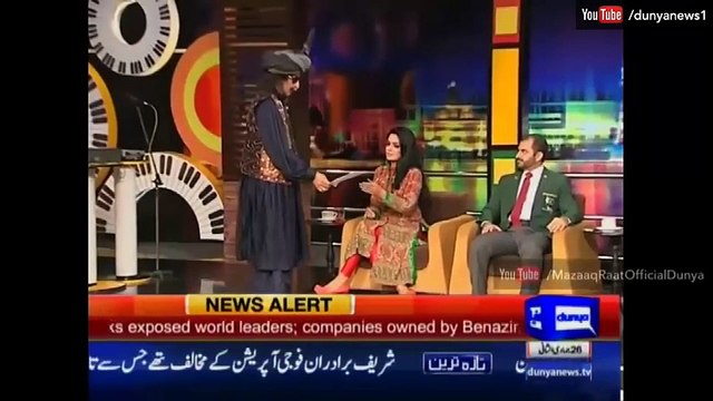 Hilarious Pathan Iftikhar Thakur proposes Meera G in Mazaaq Raat
