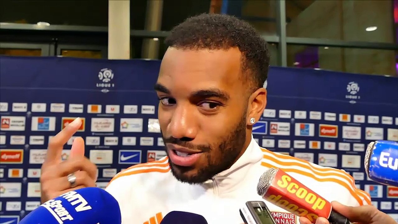 33e j. - Lacazette : "Nous sommes toujours les chasseurs"