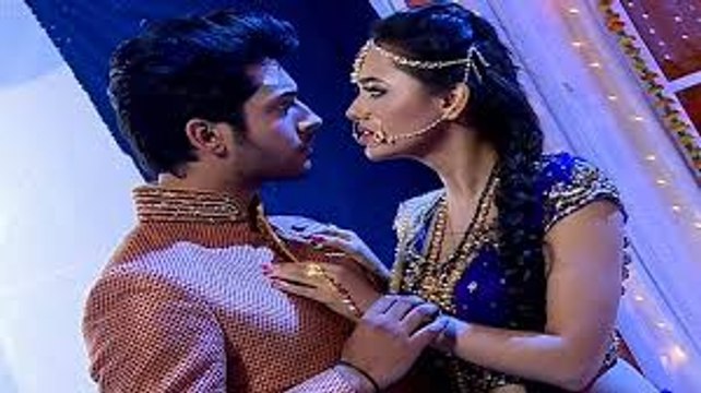 Swaragini - 9th april 2016 - Sanskaar Gives Bangles To Swara & Lakshya Gives Earrings To Ragini