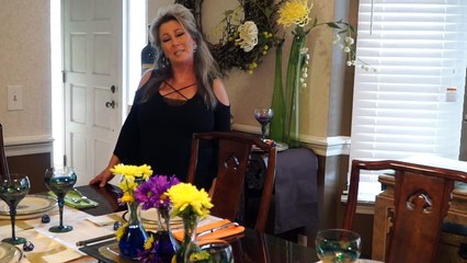 How to Set a Beautiful Dining Table!
