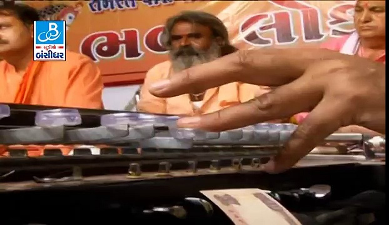 gujarati live music show dayro 2016 by umesh barot 26