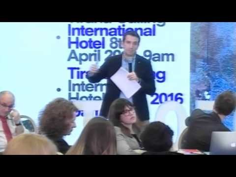 Report TV - Tiranë, hapet për herë të parë për publikun vila e ish-diktatorit