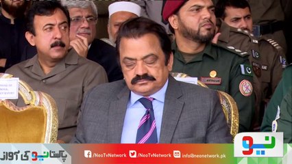 Rana Sana Ullah Sleeping during pasingout prade of Rescue.