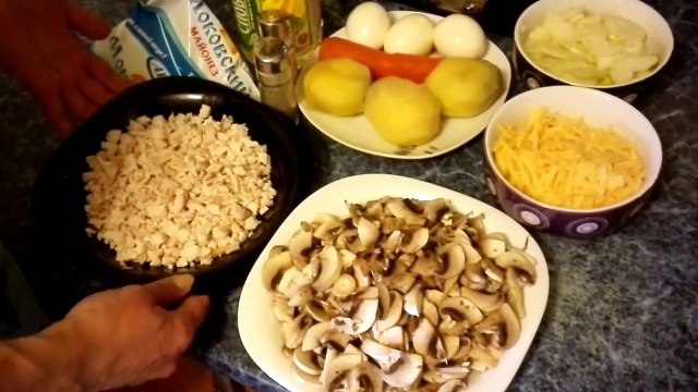 Простой и вкусный салат с курицей и грибами (с куриной грудкой)