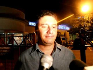 ULPIANO EN EL HOSPITAL/ Video: Alexander Santamaría