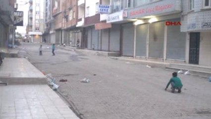 Silopi'de 'Yasak Devam Ediyor' Anonsları Yapılıyor