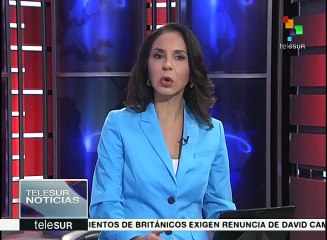 Griegos marchan en apoyo a los refugiados y contra el acuerdo de la UE