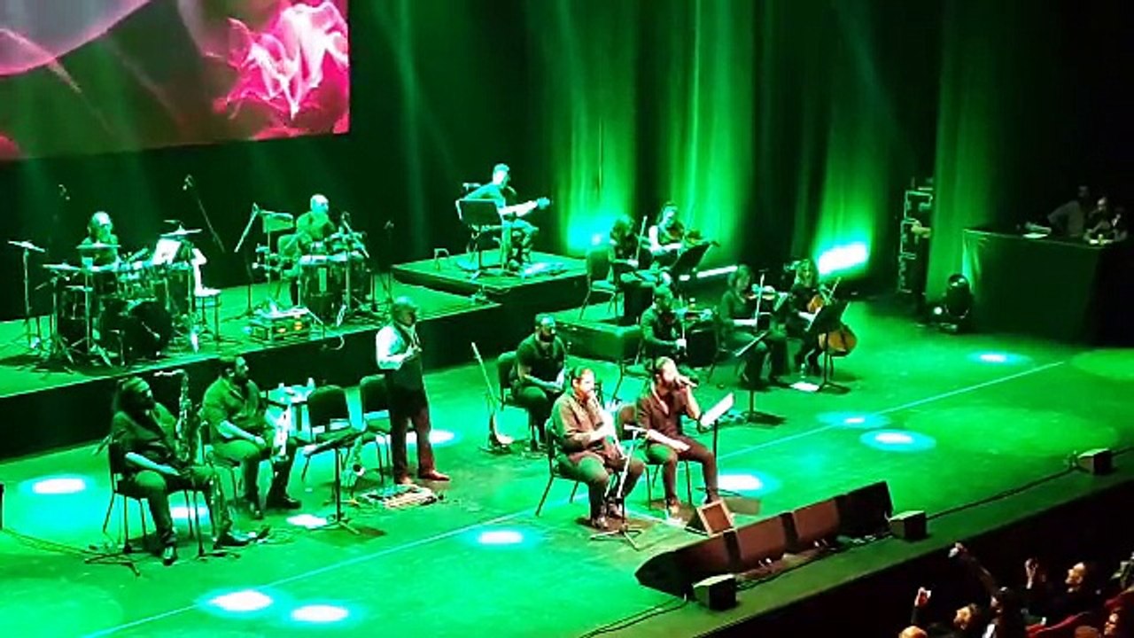 Koray Avcı & Volkan Konak - Feriğim Fidanım (Canlı Performans)