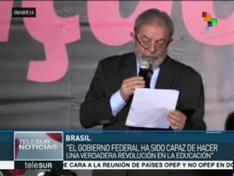 Brasil: docentes y estudiantes defienden proyecto educativo del PT