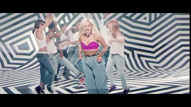 Bebe Rexha - No Broken Hearts ft. Nicki Minaj (Official Music Video)