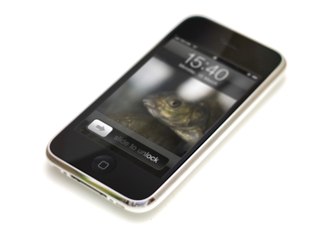 Apple and FBI Clash Over Encryption Battle in New York 🔐