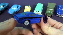 The Cars en français. Petites voitures du dessin animé de Disney Cars. Les personnages V