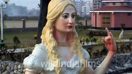 Eco park Rajarhat Beautiful Girls statue