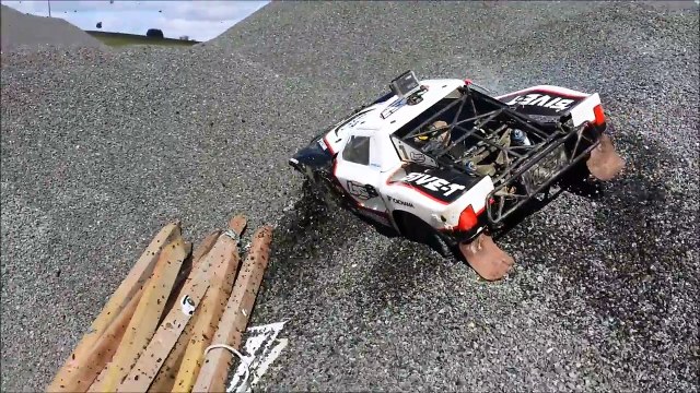 Losi 5 I V E T 4x4 off Road Racing Truck 1/5 Gas Gravel Hill Mania !!