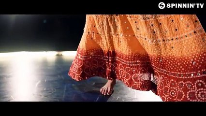 Oliver Heldens & Throttle  Waiting (Official Music Video)