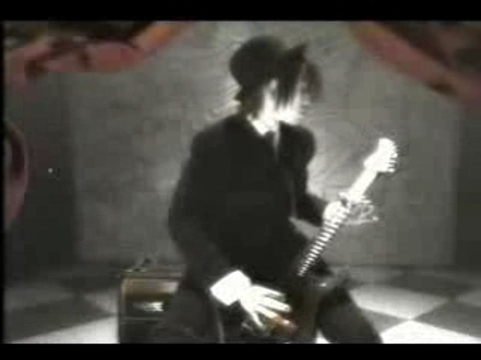 Plastic Tree- Tremolo