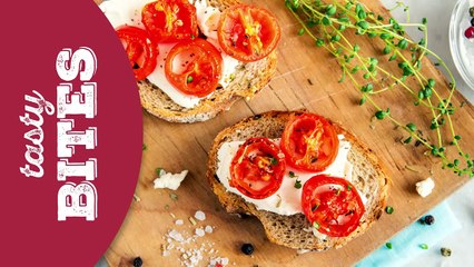 Bruschettas with Goats' Cheese, Basil and Tomato