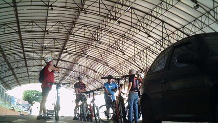 Entrega dos donativos ao Lar São Francisco de Idosos, Taubaté, SP, Brasil, - Abril de 2016, 15 km, 15 bikers, MTB, nas trilhas solidárias
