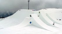 Le skieur David Wise fait un saut à 14 mètres de haut et et prend le classement du meilleure record du monde