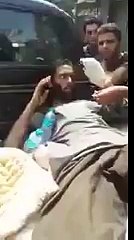 الارهبي الاسير من داعش‎ تدخين