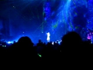 hilary duff concert paris fly-break my heart