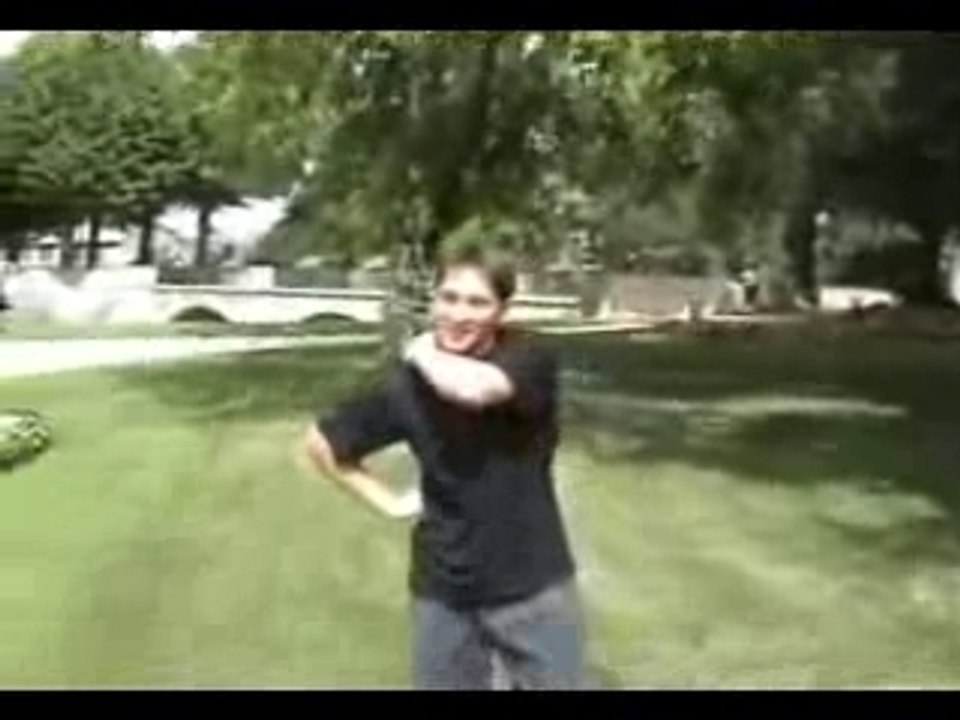 Tutorial salto avant frontflip par Joann