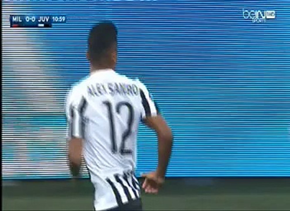 15 SA32 AC MILAN JUVENTUS M1