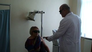 Donuk omuz laser tedavisi  - Dr. İbrahim Tutak