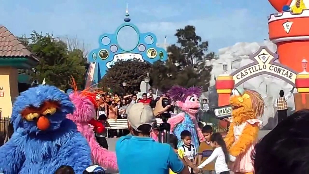Bienvenido Big bird a parque plaza sesamo 4