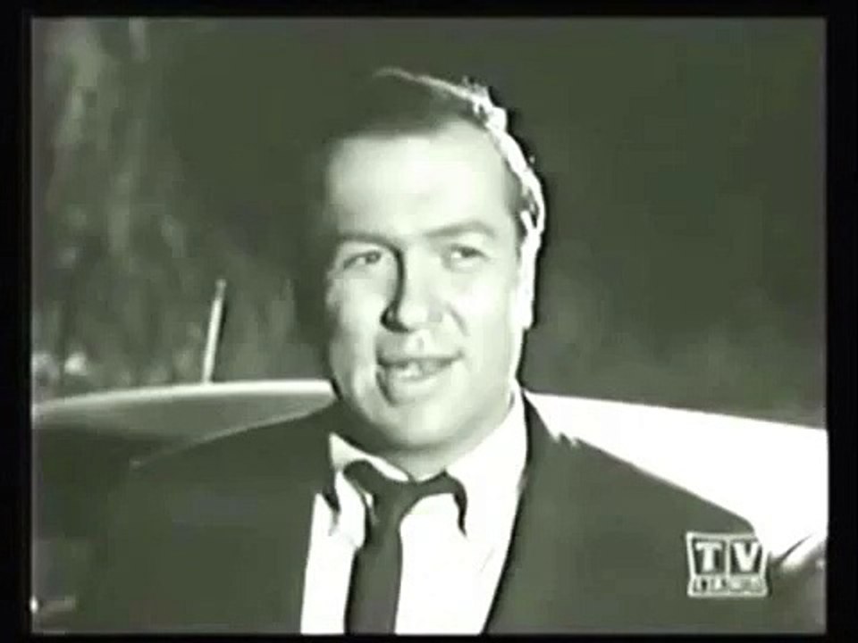 Actor Stefan Gierasch in "The Alfred Hitchcock Hour"