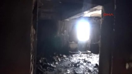 Van PKK'lılar Van'da Okul Yaktı