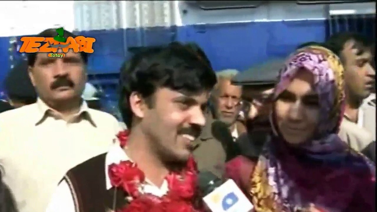 Baraat on Train Funny Tezabi Totay