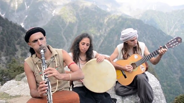 Arkadaşım Dinlemem İçin Tavsiye Etti Dinledim Tek Kelimeyle Muteşem - İzlemenizi Tavsiye Ederim