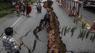 Earthquake in Pakistan Today  10 April 2016