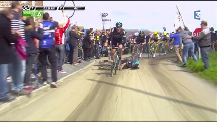 Paris-Roubaix  : chute à l'avant dans l'équipe SKY